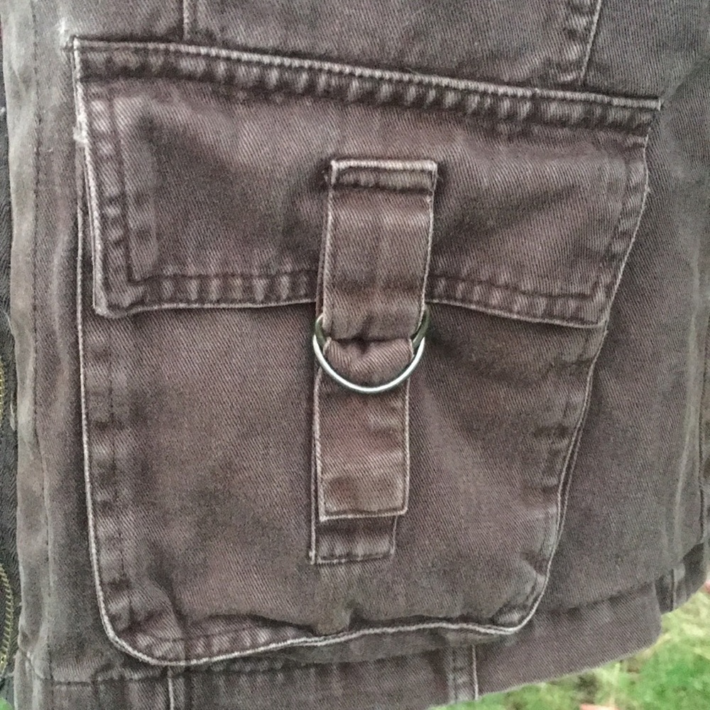 Outer Edge Cargo Utility Jacket - Picture 5 of 9